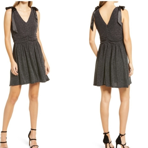 Sam Edelman Dresses & Skirts - Sam Edelman NWT $138.00 Fit & Flare Bow Metallic Black Womens Dress Size‎ Large